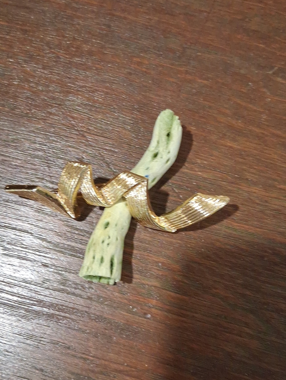 Goldtone Zig Zag Textured Brooch Gerrys
